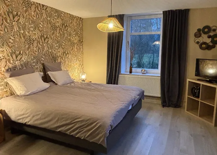 Les Lucioles Frühstückspension 3*